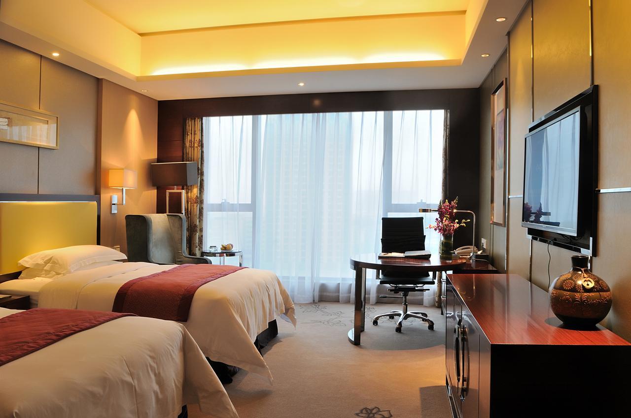 Guangzhou Changfeng Gloria Plaza Hotel Exterior photo
